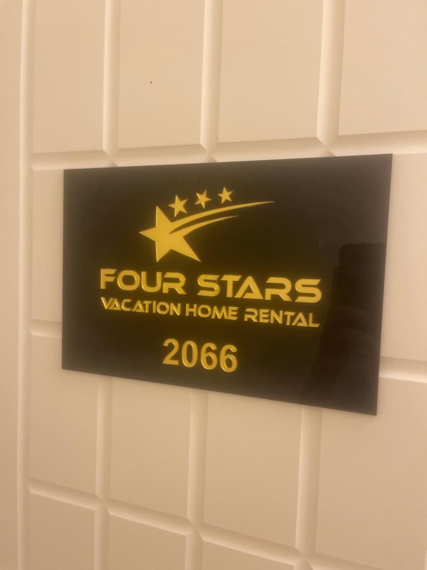 Four Stars Hostel Дубай Екстериор снимка