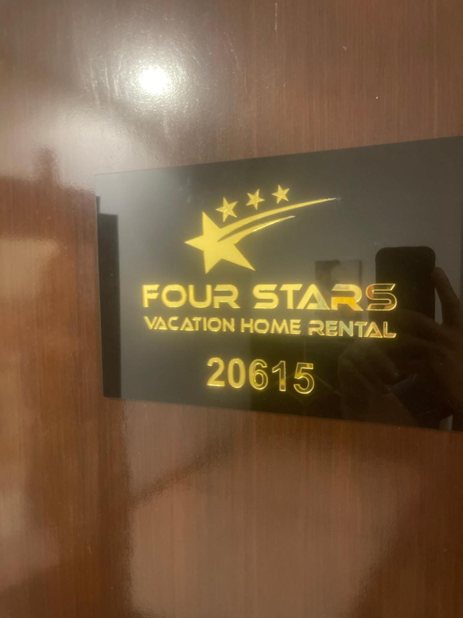 Four Stars Hostel Дубай Екстериор снимка