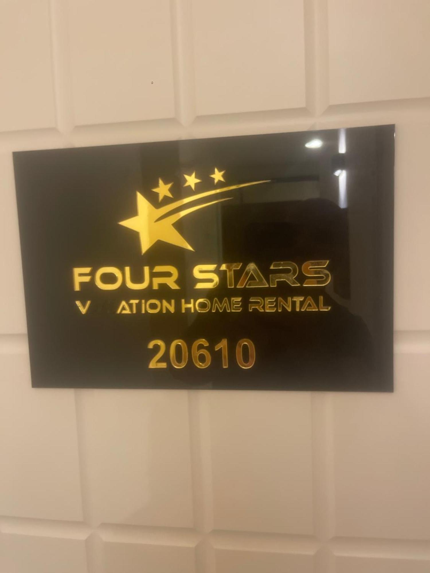 Four Stars Hostel Дубай Екстериор снимка